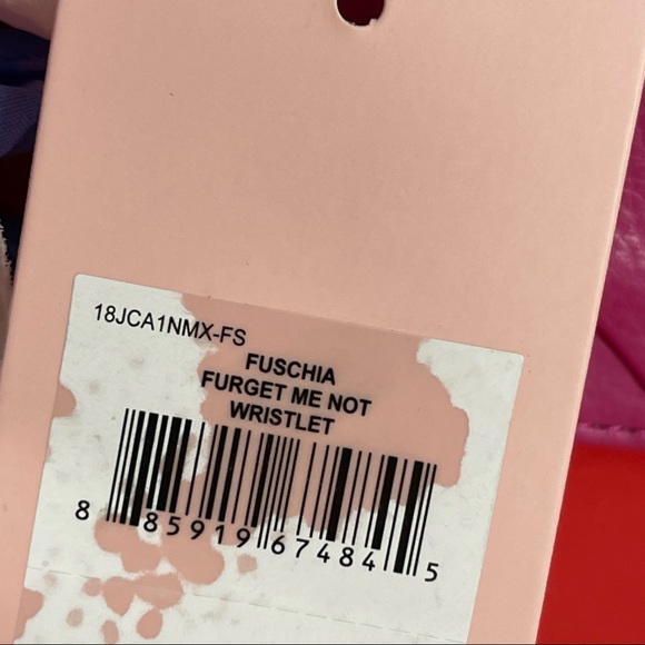 NO OFFERS NWT JUICY COUTURE FMN WRISTLET WALLET - Picture 8 of 8